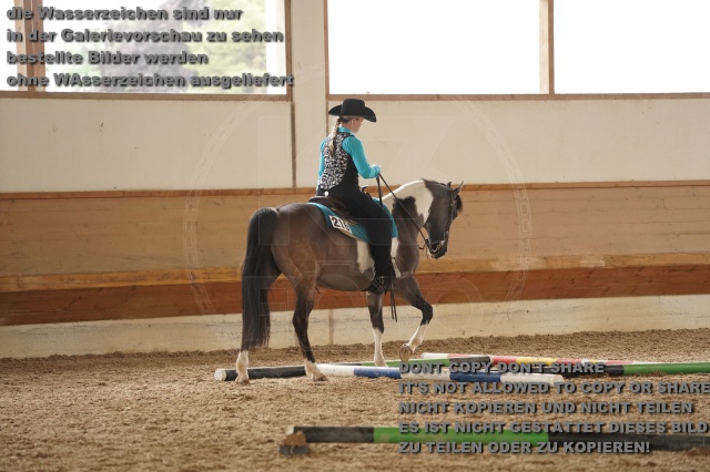 s_A_901847.JPG